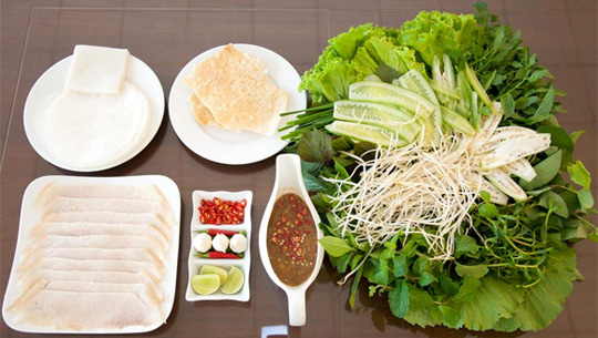 Bánh tráng là những món ăn dân dã, quá quen thuộc với người dân Việt Nam